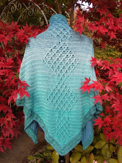 Häkelanleitung Tuch Arwyn