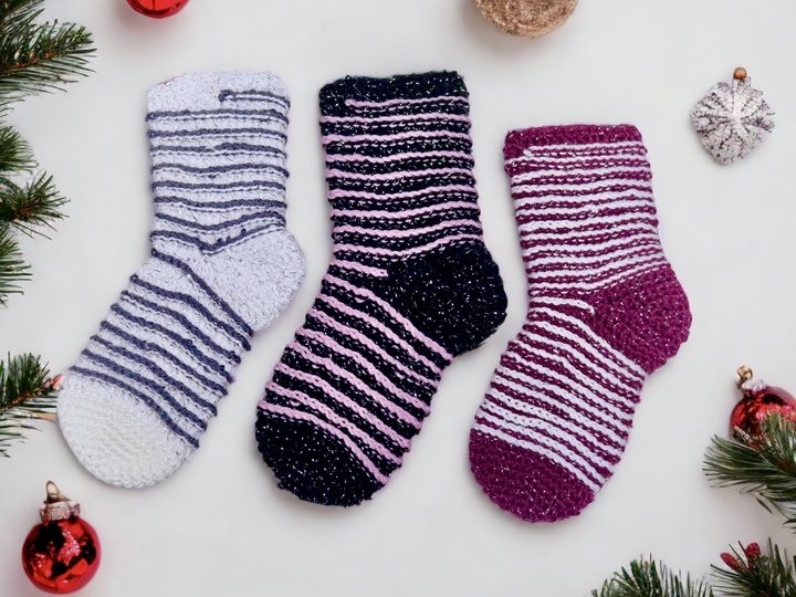 Socken Adventskalender - Häkelanleitung mit 8 Sockenmustern