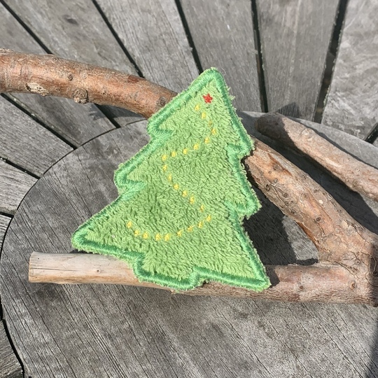 Abschminkpad Tannenbaum Stickdatei ITH 10x10 cm