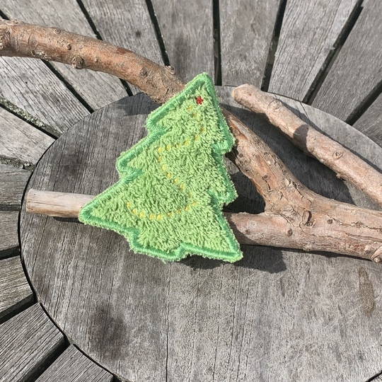 Abschminkpad Tannenbaum Stickdatei ITH 10x10 cm