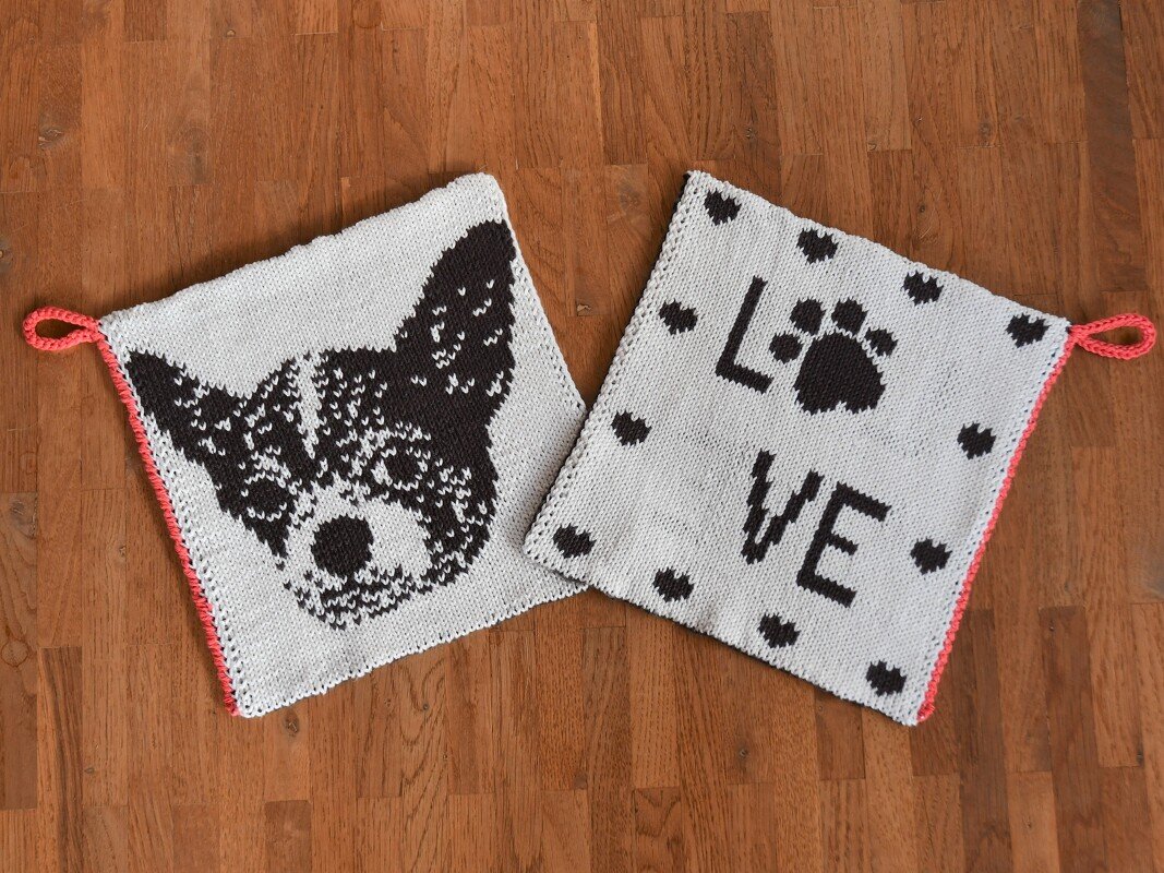 Double Knitting Pattern Potholders "Chihuahua Love" - Image 11