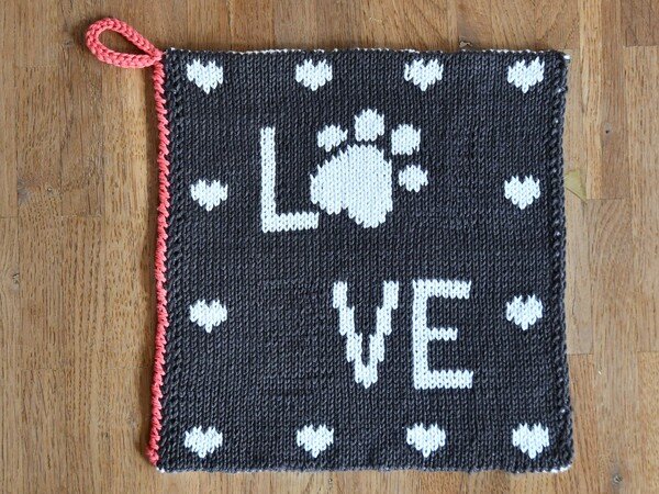 Double Knitting Pattern Potholders "Chihuahua Love"