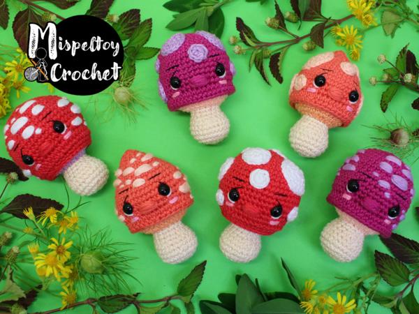Mushrooms keychain collection - crochet pattern