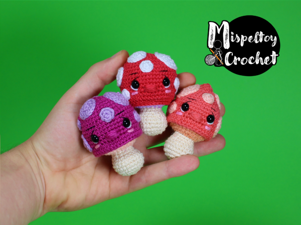 Mushrooms keychain collection - crochet pattern