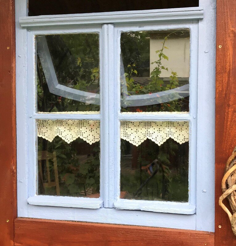 Anleitung Häkelgardine für die Gartenlaube