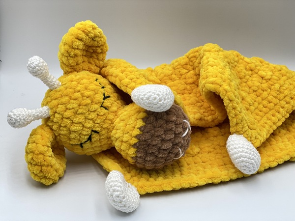 Crochet Pattern - Comforter Giraffe (Cuddly Giraffe)
