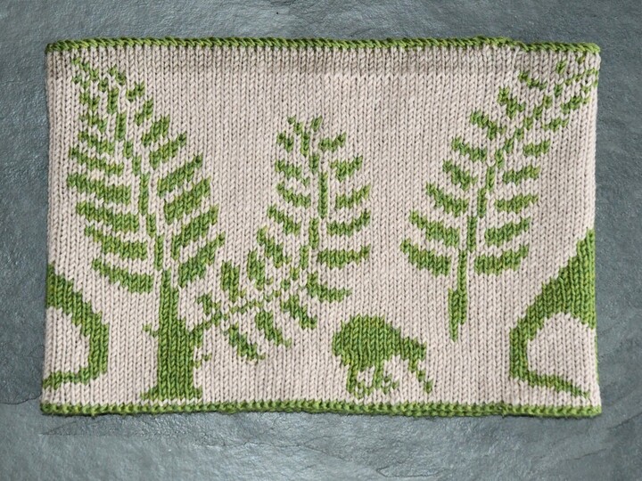 Double Knitting Pattern Cowl "Dinoworld"