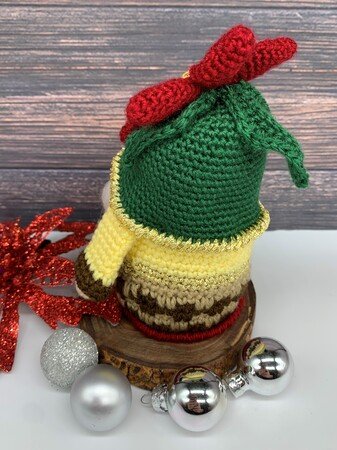 Crochet Pattern Poinsettia Christmas Gnome