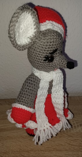 Häkelanleitung Filly, kleine Weihnachtsmaus