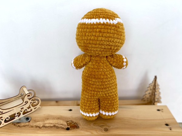Crochet pattern Christmas gingerbread man