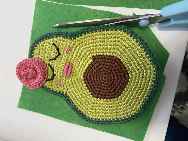 Häkelapplikation/ Tassenuntersetzer AVOCADO