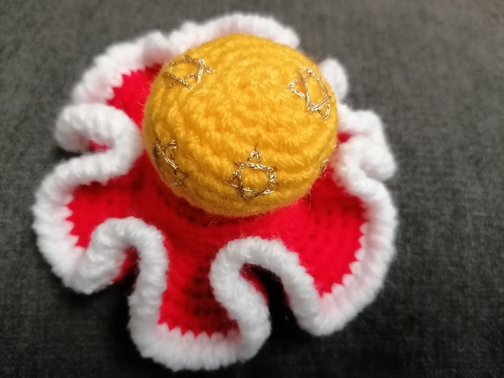 Little Gnome "Glitter ball" - crochet pattern