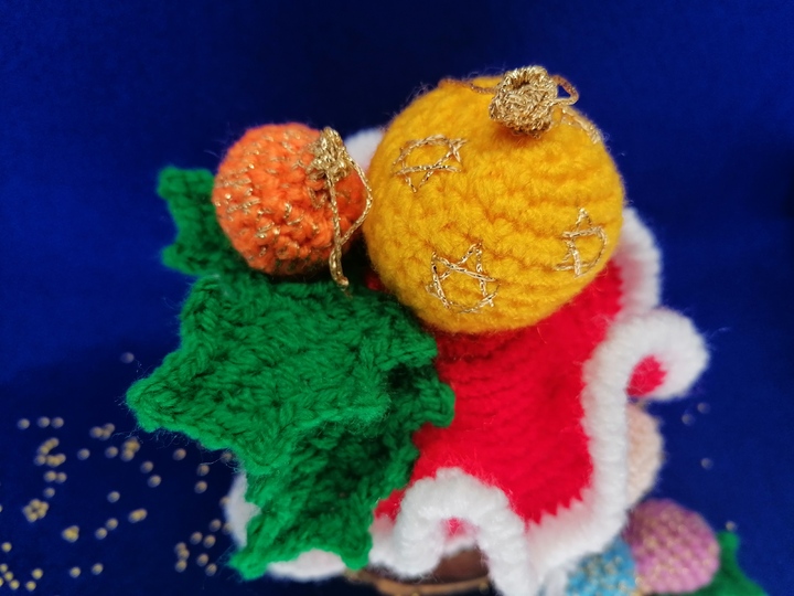 Little Gnome "Glitter ball" - crochet pattern