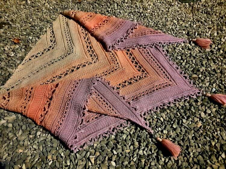 Scheherazade - ein Häkeltuch wie aus 1001 Nacht - Bild 2