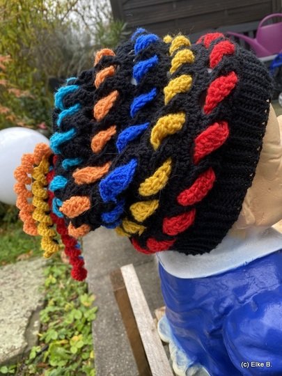 Wurmhaubi - the worm hat