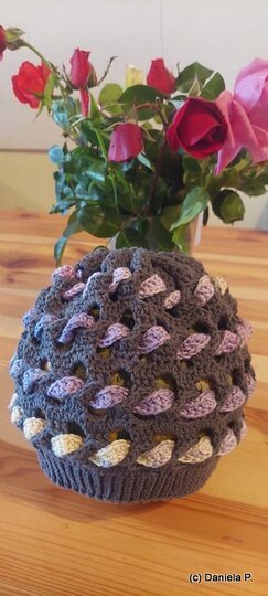 Wurmhaubi - the worm hat