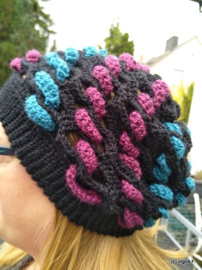 Wurmhaubi - the worm hat