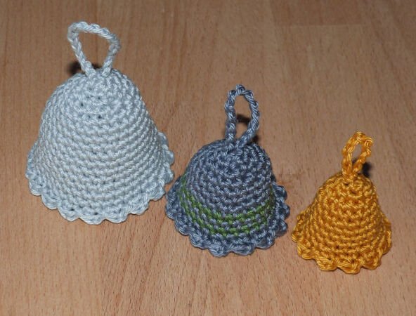 Hundehalsband Mit Pfotenabdruck & Glöckchen – Nylon, Verstellbar, Größe S (15-30 Cm) Oder M (25-40 Cm), Limettengrün