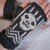 Strickanleitung Handstulpen "Skull" für Kinder