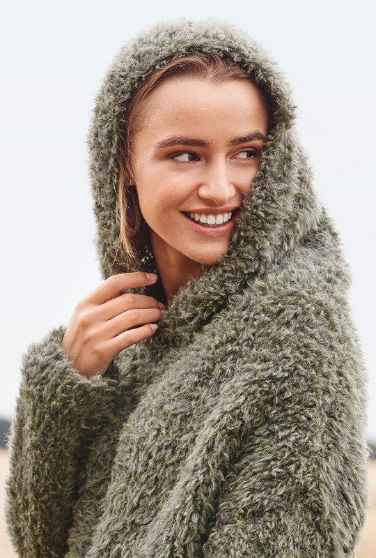 Häkelanleitung: Knooking: Die Technik macht den Kapuzen-Pulli kuschlig warm - Bild 2