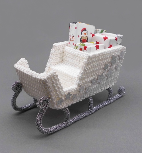 Crochet pattern sleigh Christmas decoration & gift - easy and versatile