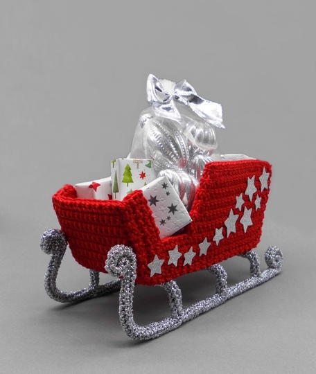 Crochet pattern sleigh Christmas decoration & gift - easy and versatile