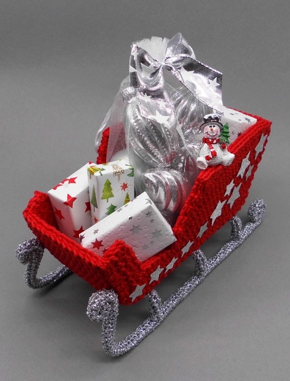 Crochet pattern sleigh Christmas decoration & gift - easy and versatile