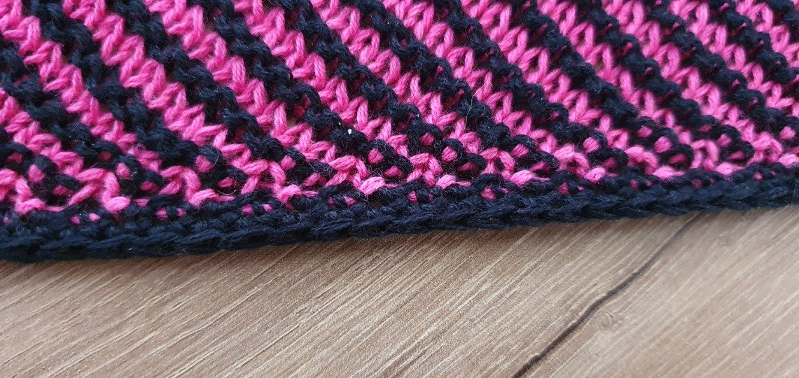 Horse, Shadow Knittin, Illusion Knitting, Motif Shawl