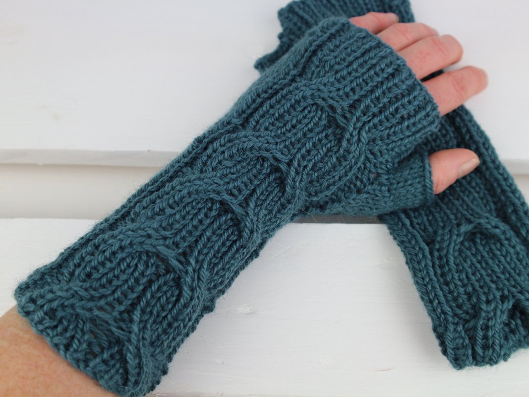 Strickanleitung Handstulpen "Calm" - Bild 2