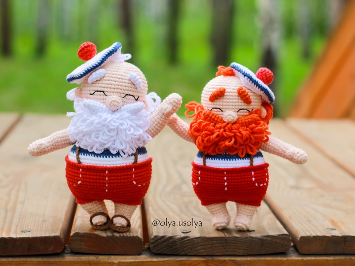 Grandpa the old sailor (Santa Claus on vacation)