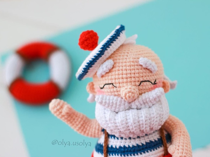 Grandpa the old sailor (Santa Claus on vacation)