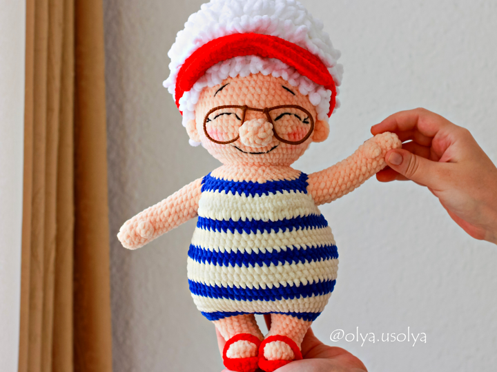 Oma, Badeoma, Matrosenfrau Häkelanleitung (Frau Claus im Urlaub) Amigurumi
