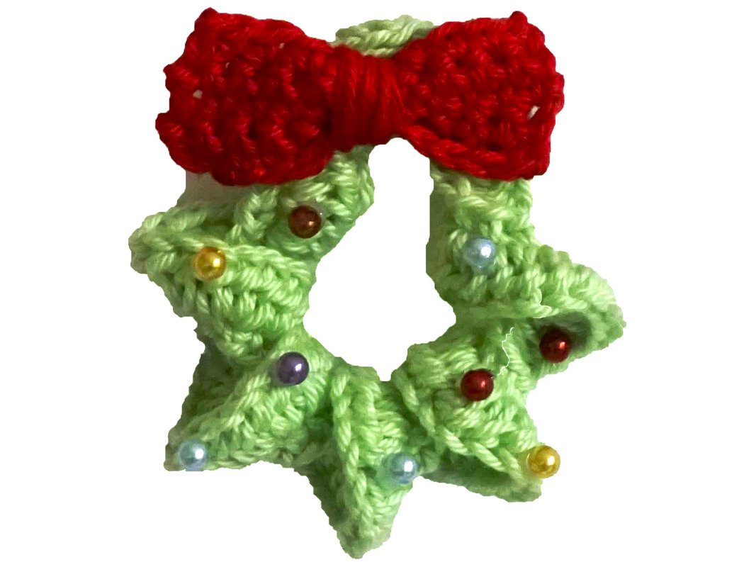Crochet Pattern: Mini Christmas Wreath