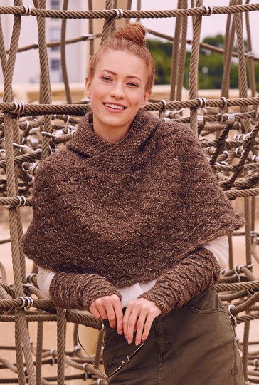 Häkelanleitung: Schultercape mit wärmender Kapuze und Handstulpen