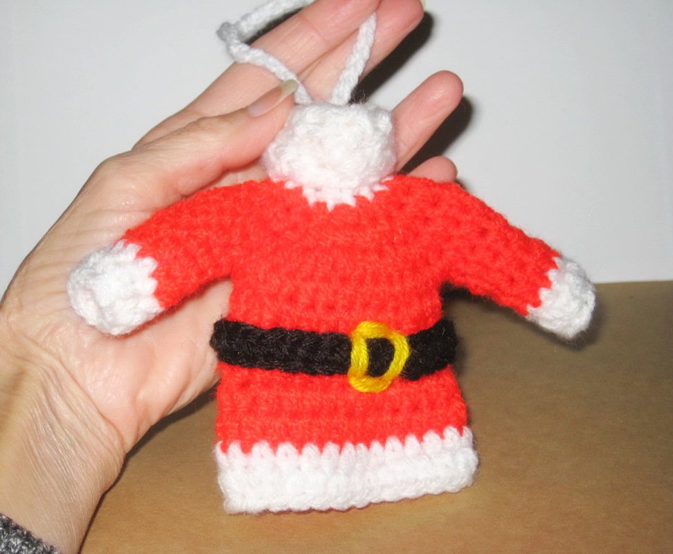 Pattern Santa sweater ornament - Image 5