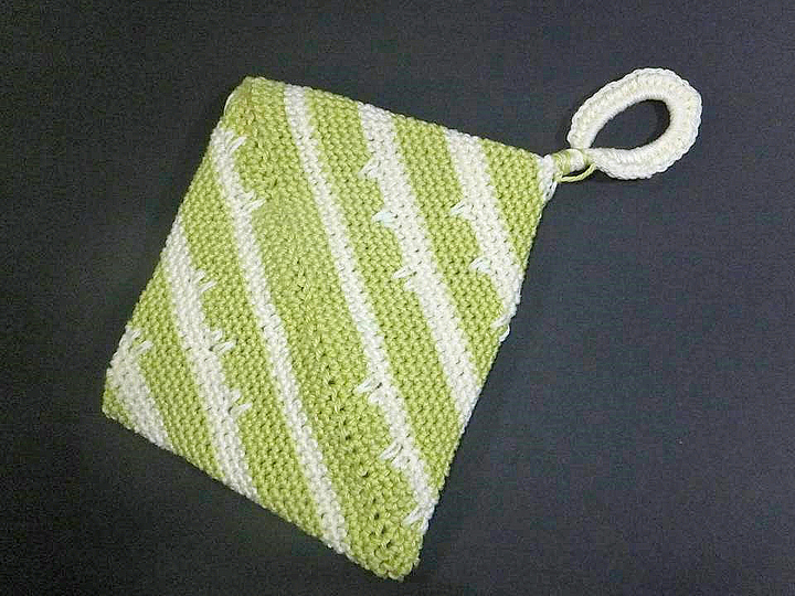 Topflappen mit Eingriff