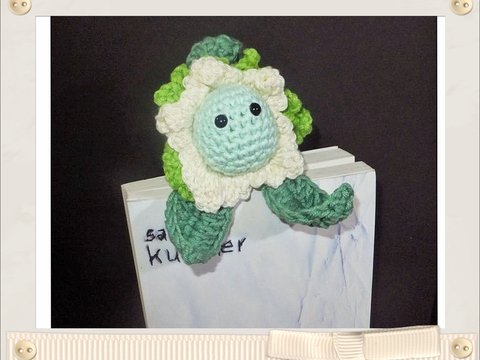 Lesezeichen Blümchen als 3D Amigurmi