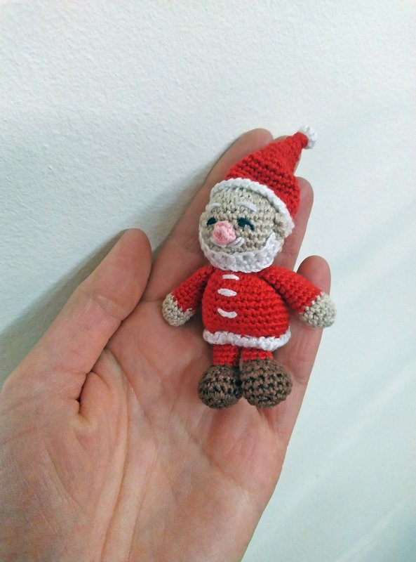 Pattern Tiny Santa Clause - Image 3