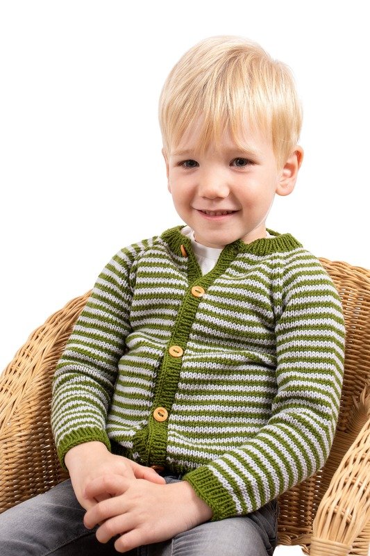 Strickanleitung Kinderjacke Unity in den Größen 98 bis 140, von 3 bis 10 J. - Bild 7