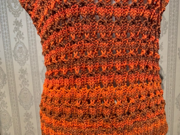 Strickanleitung für das Top und den Damenpullover "Sunrise"