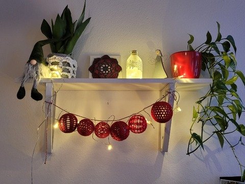 gehäkelte Weihnachtskugeln