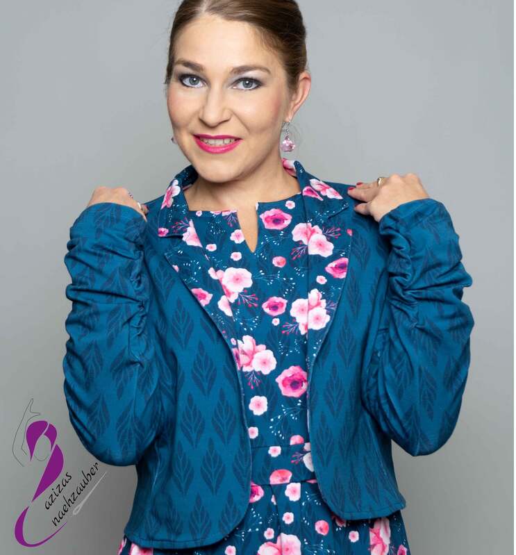 Blazerschnitt Iris mit angeschnittenem Revers