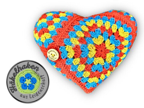Häkelanleitung für ein Herz mit Granny-Squares Größe XS