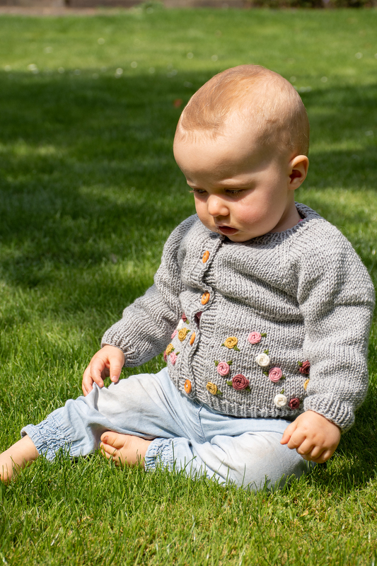 Strickanleitung Babyjacke Unity in den Größen 62 bis 92, von 3 bis 24 Monat