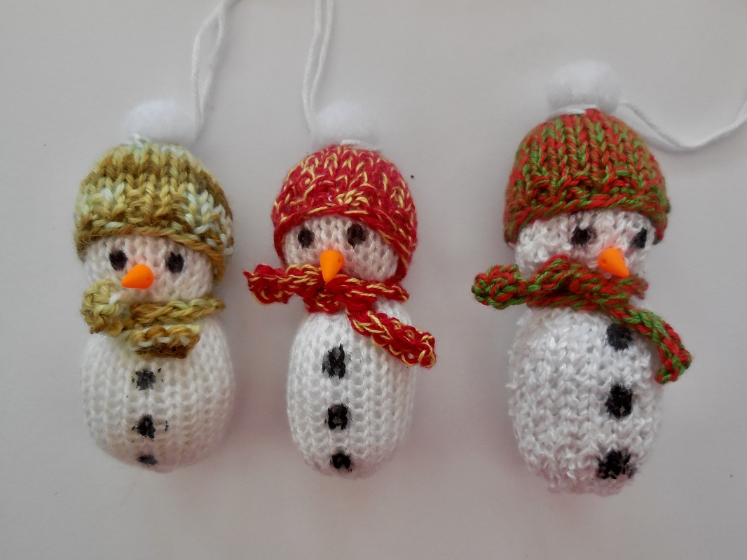 Schneemann - Baumhänger - Strickanleitung - Bild 4