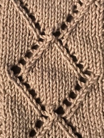 Strickanleitung Dreiecktuch Zopfella