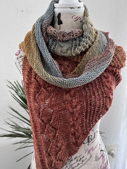 Strickanleitung Dreiecktuch Zopfella