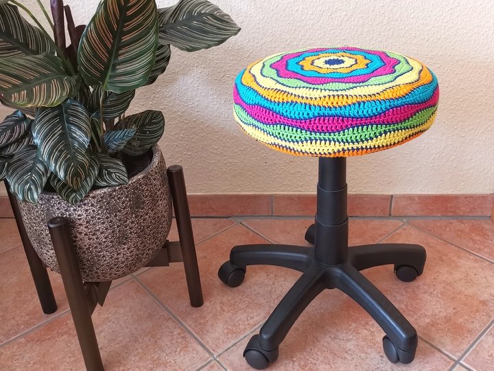 Hockerbezug "Die perfekte Welle" - Häkelanleitung