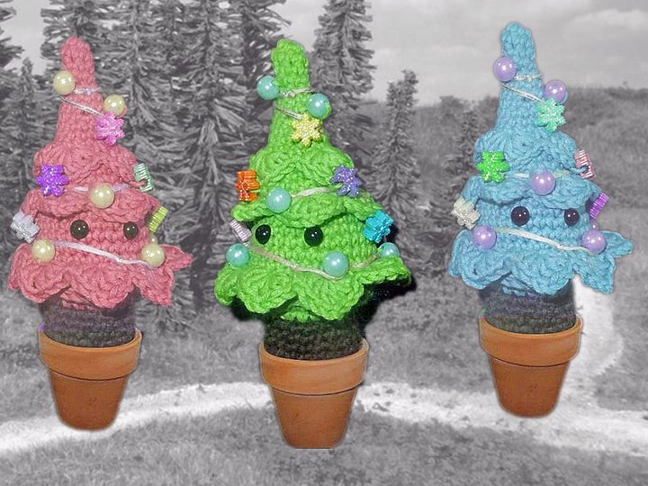Weihnachtliches Bäumchen zum Häkeln