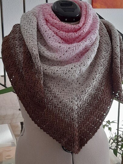 Häkelanleitung - Dreieckstuch "Lena", symmetrisch und asymmetrisch